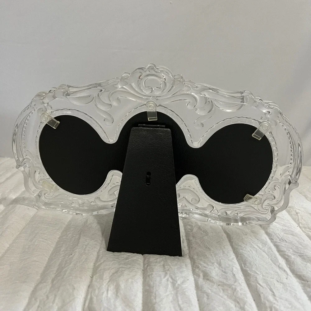 Vintage Style Clear Acrylic Triple Oval Picture Frame Ornate Baroque Scrollwork